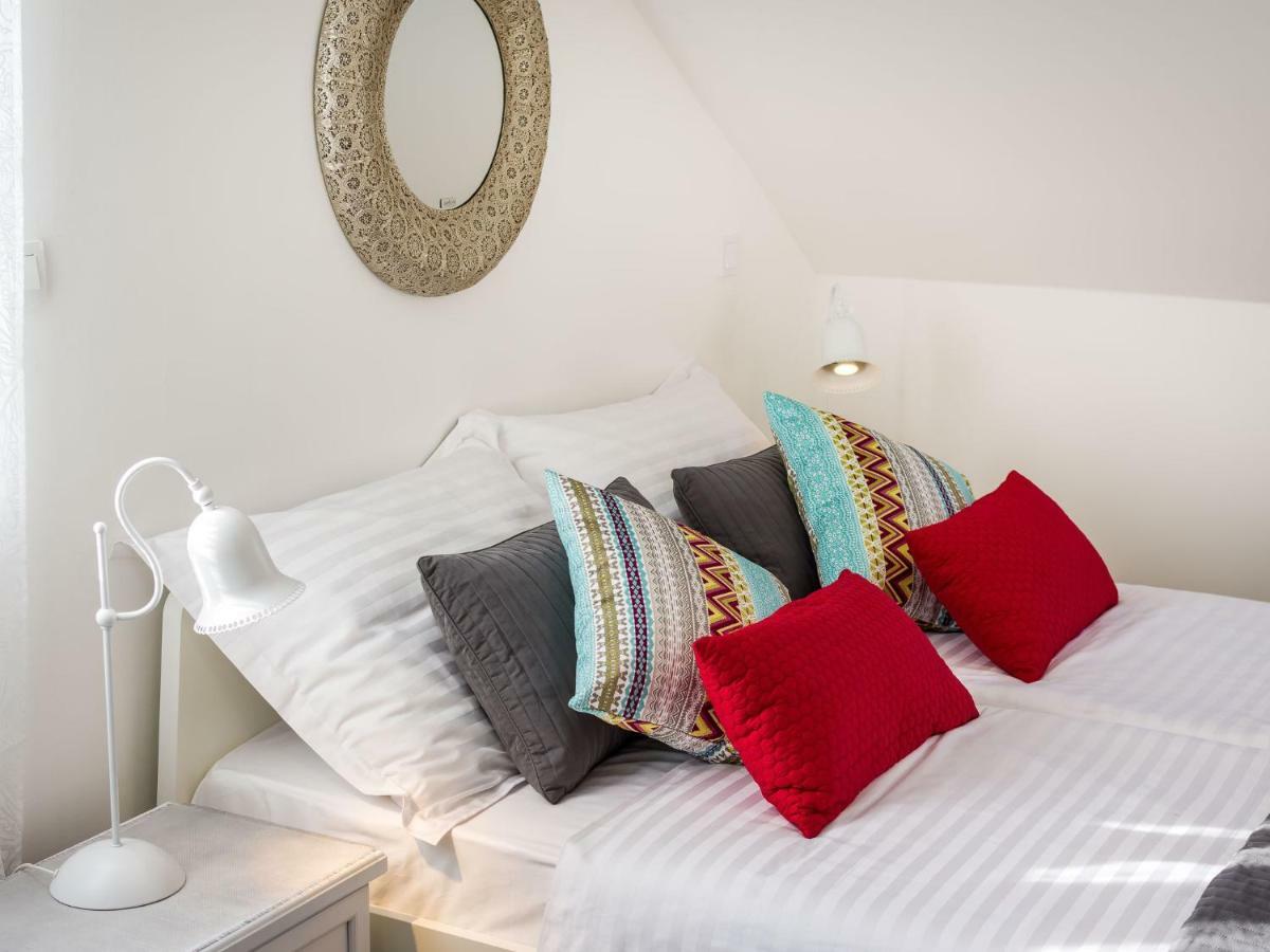 Navis Luxury Apartments โวดีเซ ภายนอก รูปภาพ