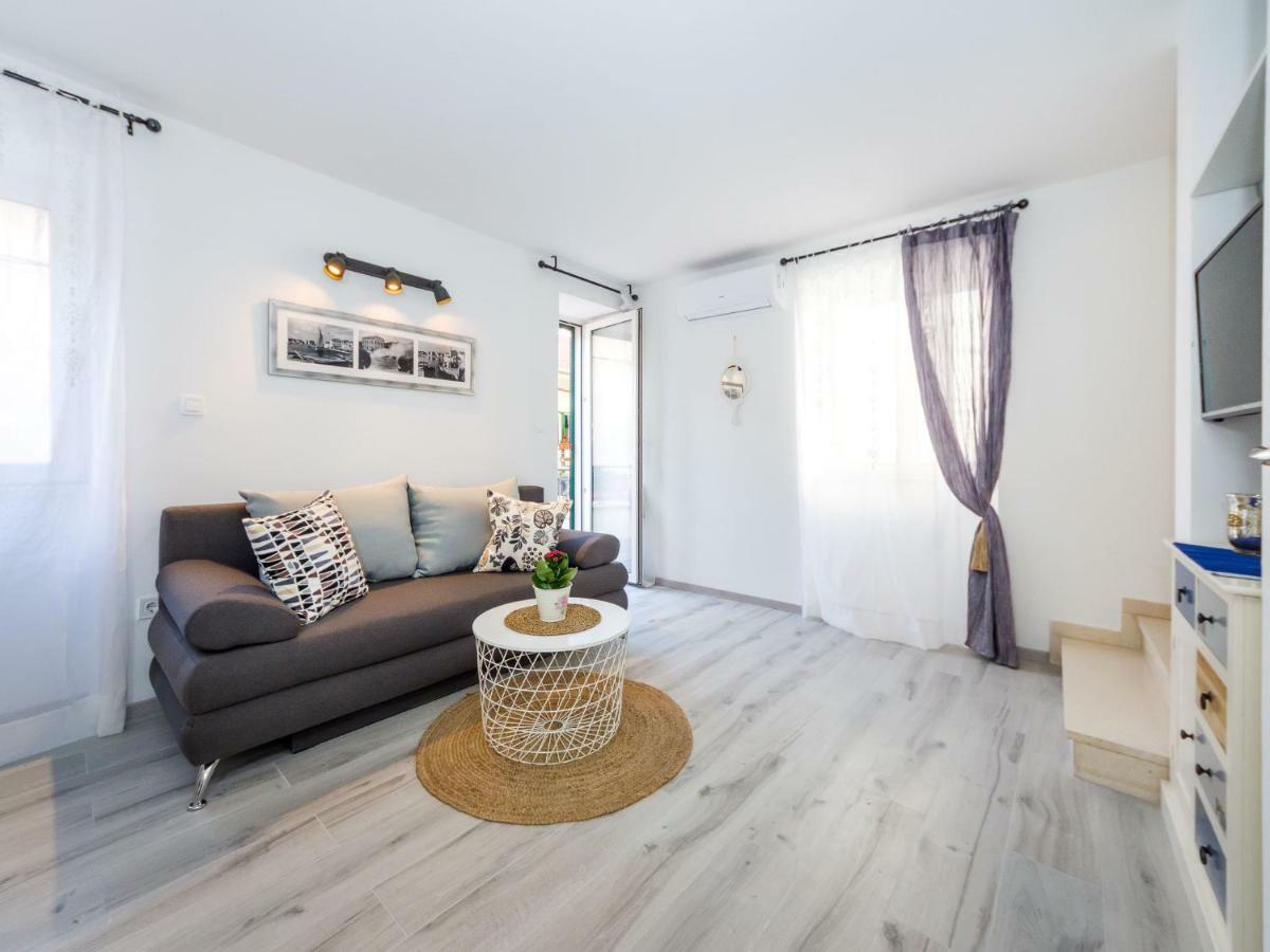Navis Luxury Apartments โวดีเซ ภายนอก รูปภาพ